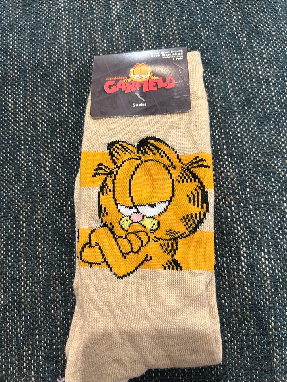 Garfield Women's Beige & Yellow Cartoon Crew Socks